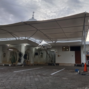 Atap membrane modern minimalis dengan desain elegan untuk rumah dan bangunan komersial